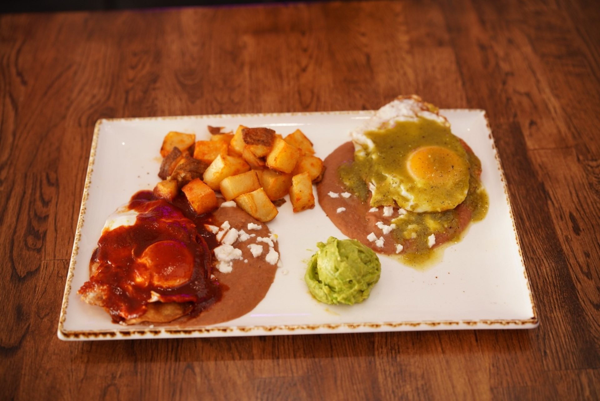Hip atmosphere & comforting specialty coffees