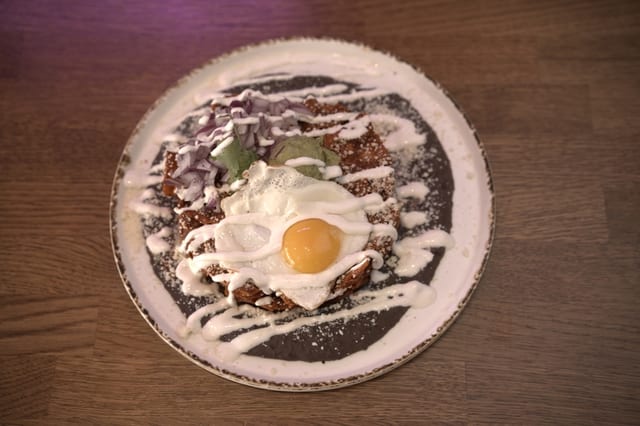 Chilaquiles Rojos.